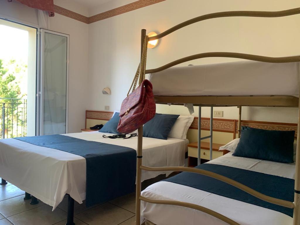 Hotel Des Bains 3*
